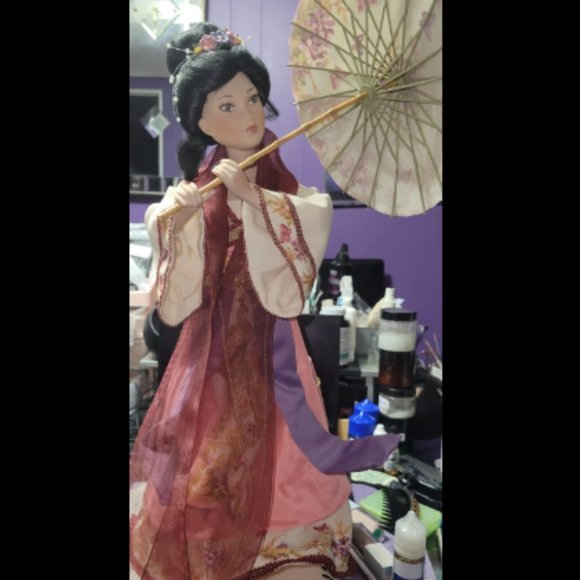 18" Tall Porcelain China Doll With Umbrella - Picture 3 of 9